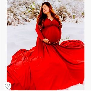 NEW Saslax Maternity Off Shoulder Half Circle Gown and Necklace earring set